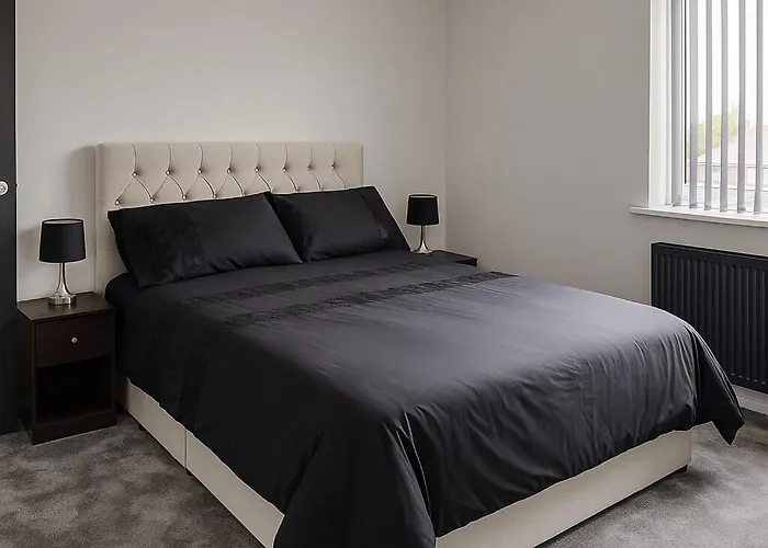 Modern 3 Bed Duplex Апартаменти