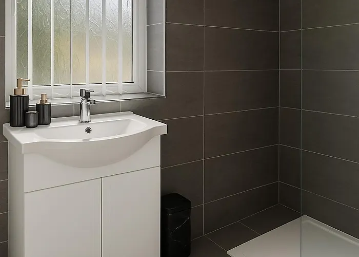 Modern 3 Bed Duplex Lägenhet *