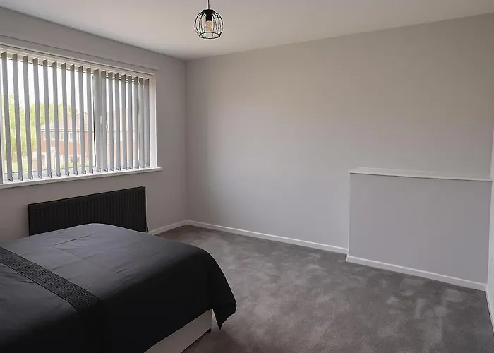Modern 3 Bed Duplex Leeds (West Yorkshire)